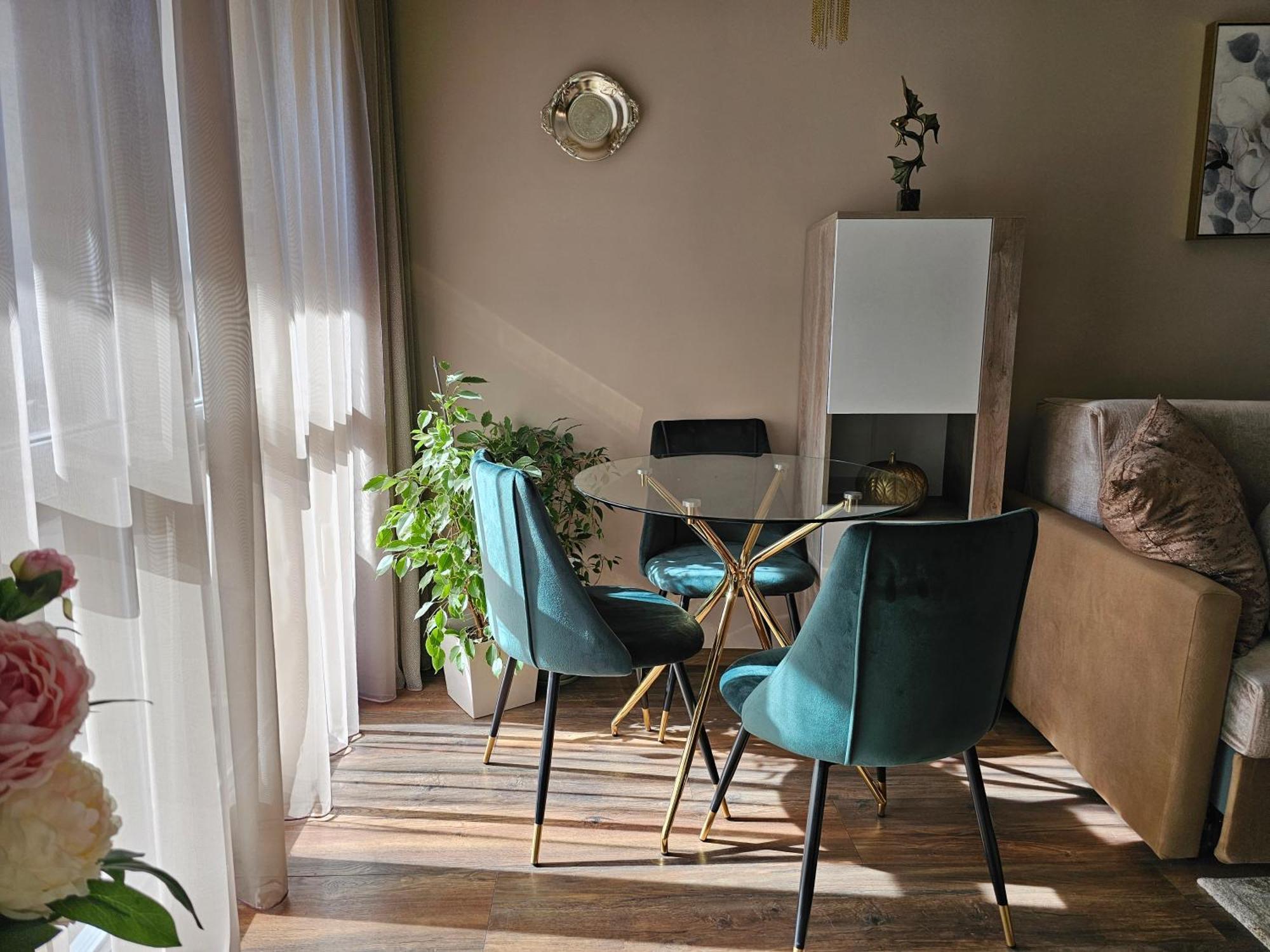 Bright Inn - Holiday & Business Apartment Софія Екстер'єр фото