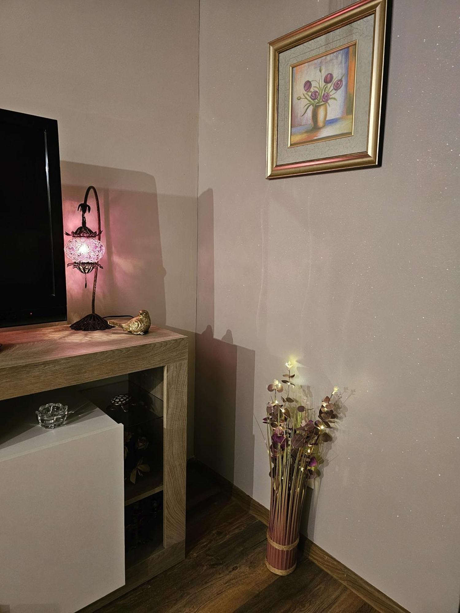 Bright Inn - Holiday & Business Apartment Софія Екстер'єр фото