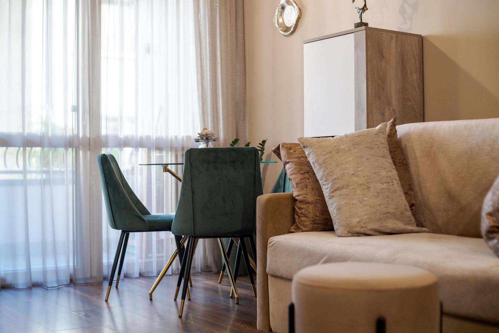 Bright Inn - Holiday & Business Apartment Софія Екстер'єр фото